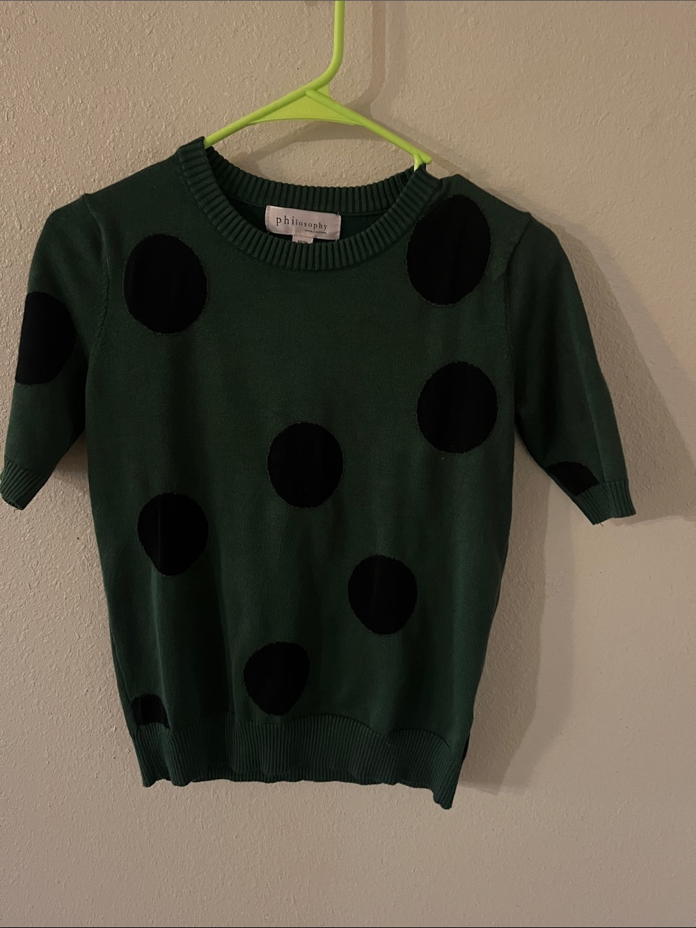Philosophy Green Short-Sleeve Crewneck Sweater with Black Polka Dots